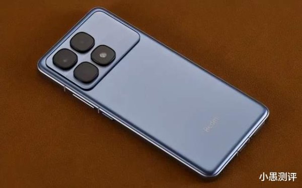 尚盈配资 小米“不讲武德”, 230万跑分+120W+4000nit, 售价跌至2199元